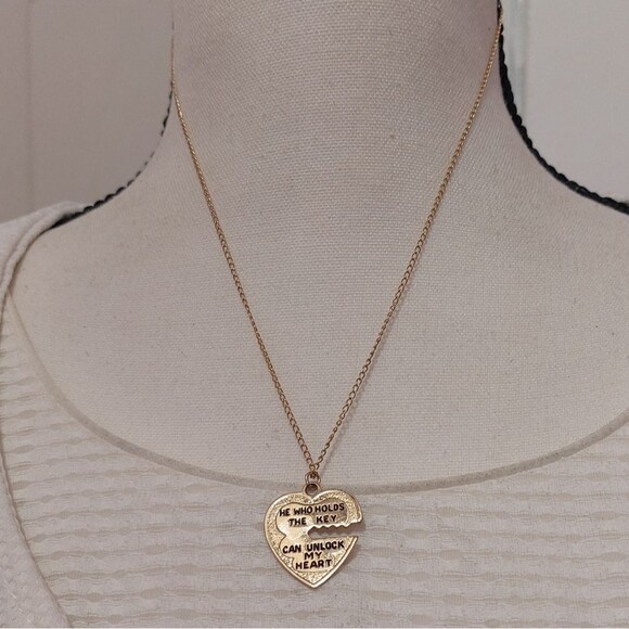 He Who holds The Key Gold Tone Heart Pendant Dainty Necklace Statement - Picture 2 of 5